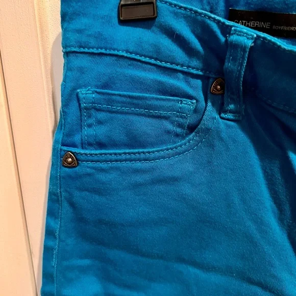 Kut from the Kloth Denim Bermuda shorts - Picture 5 of 11